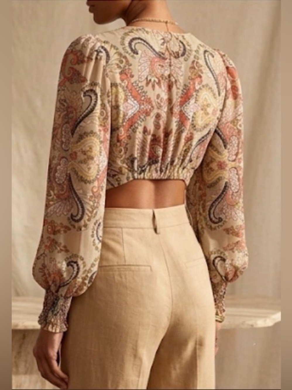 Boho Paisley Ring Front Crop Top Lightweight & Flowy Y2K Size Small Cut Out Top - Picture 3 of 14